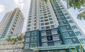 Abreeza Place Tower1 By Chriza